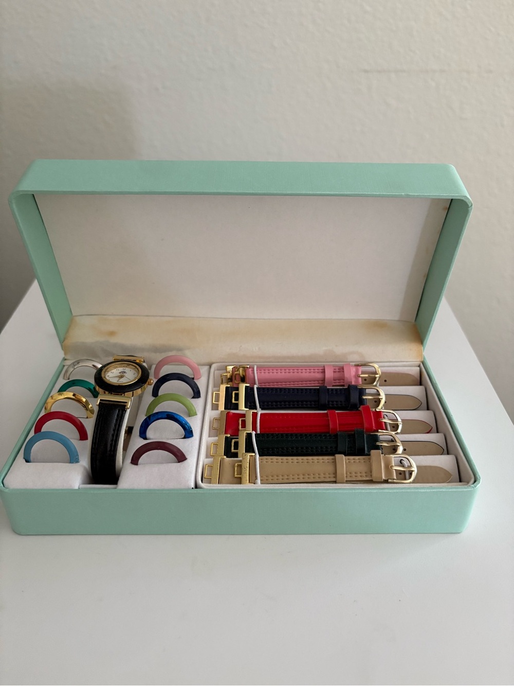NOS: PopSmart Watch Interchangeable Bezels & Straps Multicolor Round Dial